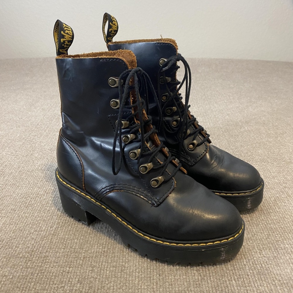 Dr. Martens Leona Boots Womens Size 7 Black Leather Combat Platform Lace Up Y2K